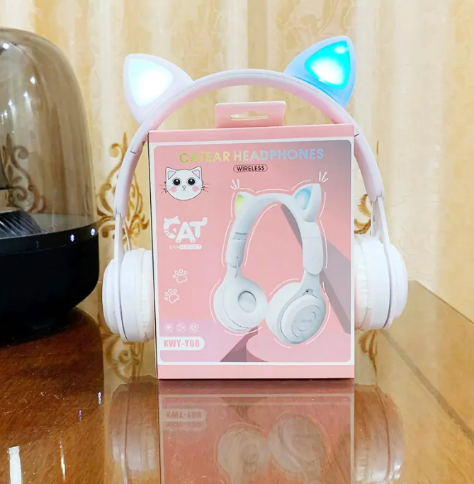 Flash Light Cute Cat Ear Headphones🔹 Wireless & Bluetooth 📶